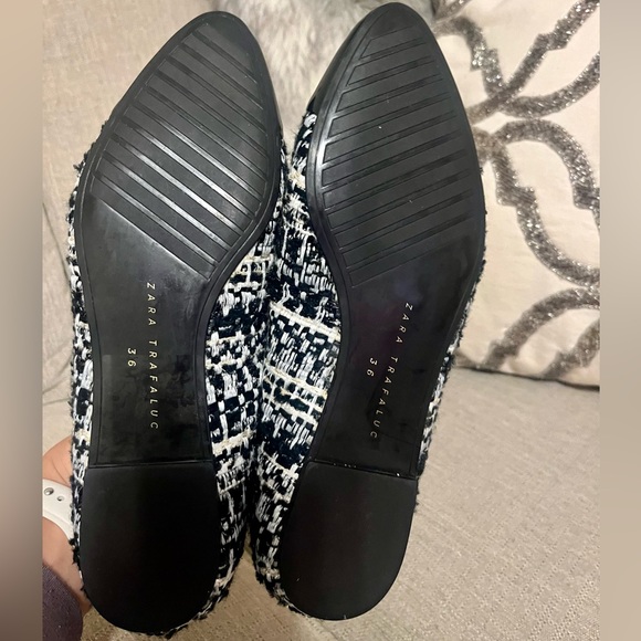 NWT - ZARA Tweed Black and White Flats, Size 36 - Picture 9 of 9